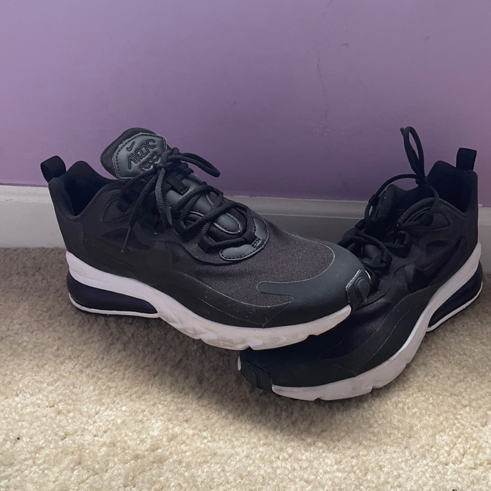 Nike air max 270 react in black